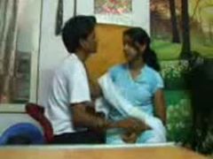 Perverted and cum addicted dark skinned amateur Indian wifey gives BJ
