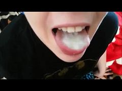 Cum on her tongue compilation (What your man really wants)