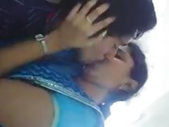 indian  girl's hot kiss